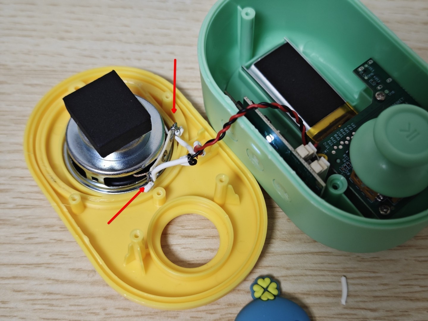 豚小蒙熏听机拆机